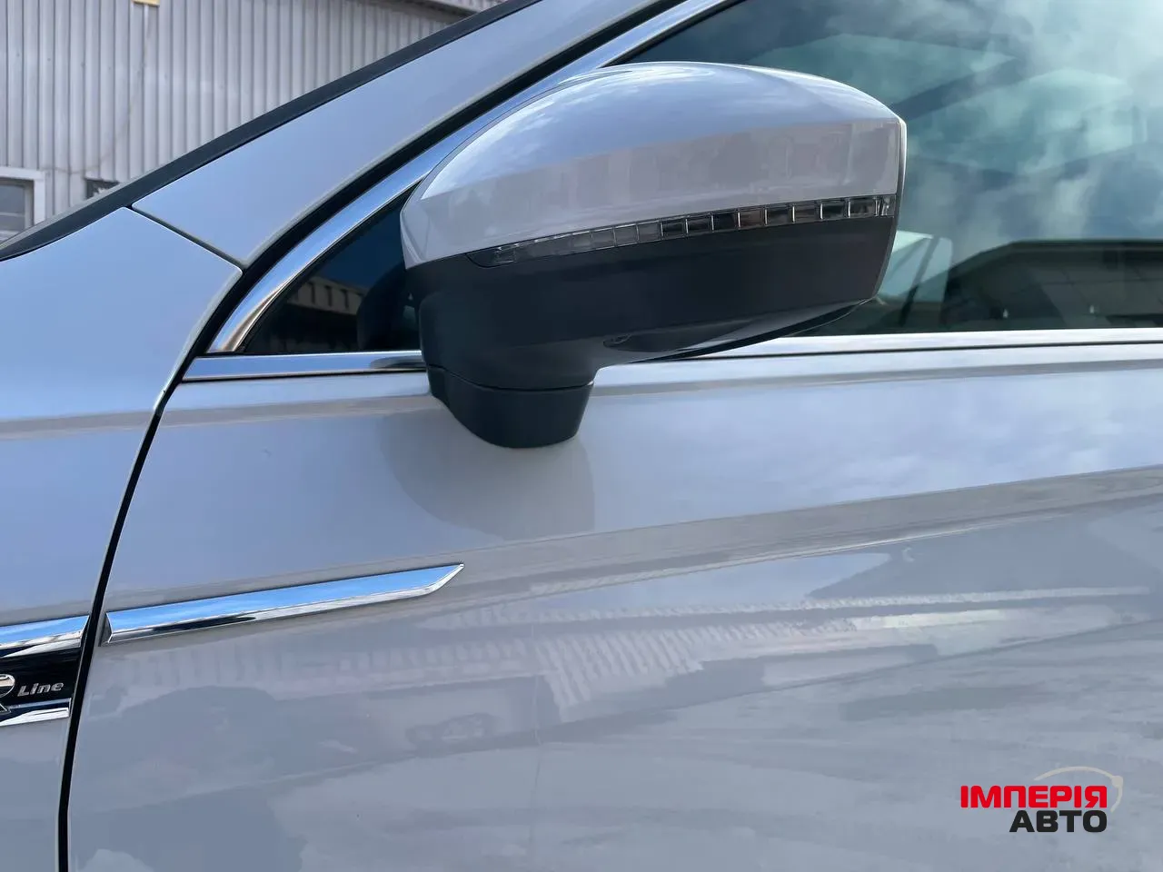 Volkswagen Tiguan - фото 13