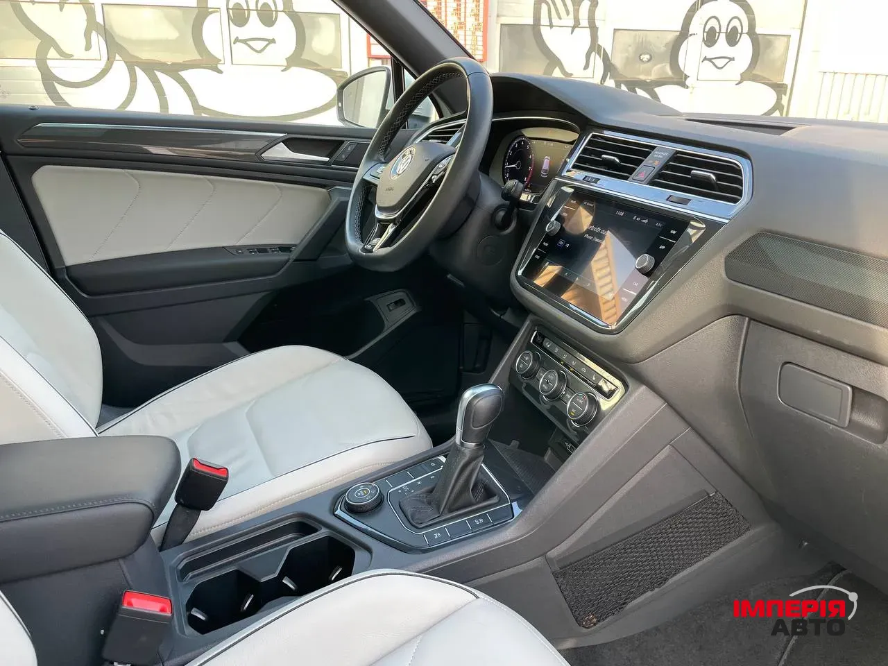 Volkswagen Tiguan - фото 5