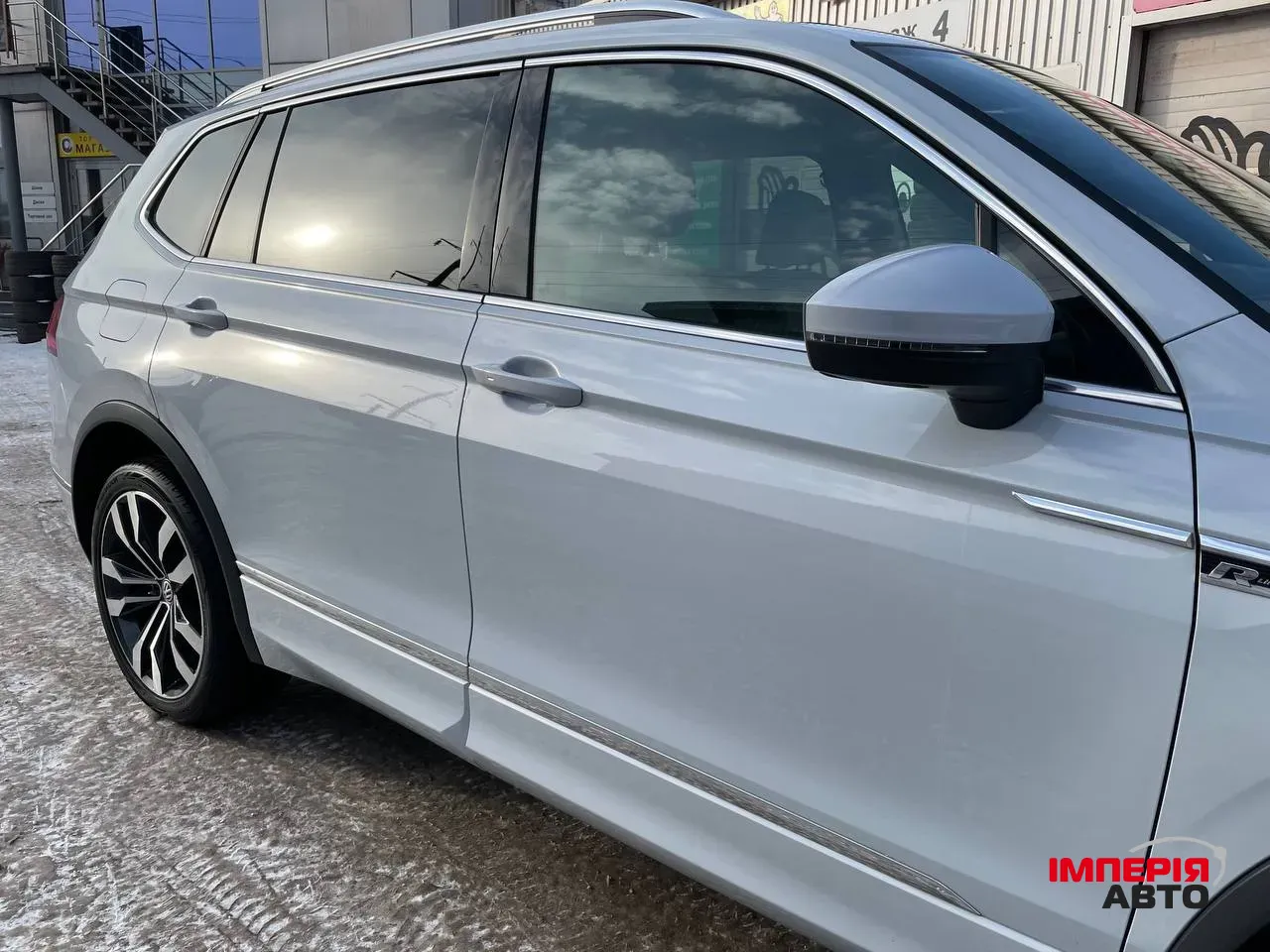 Volkswagen Tiguan - фото 26