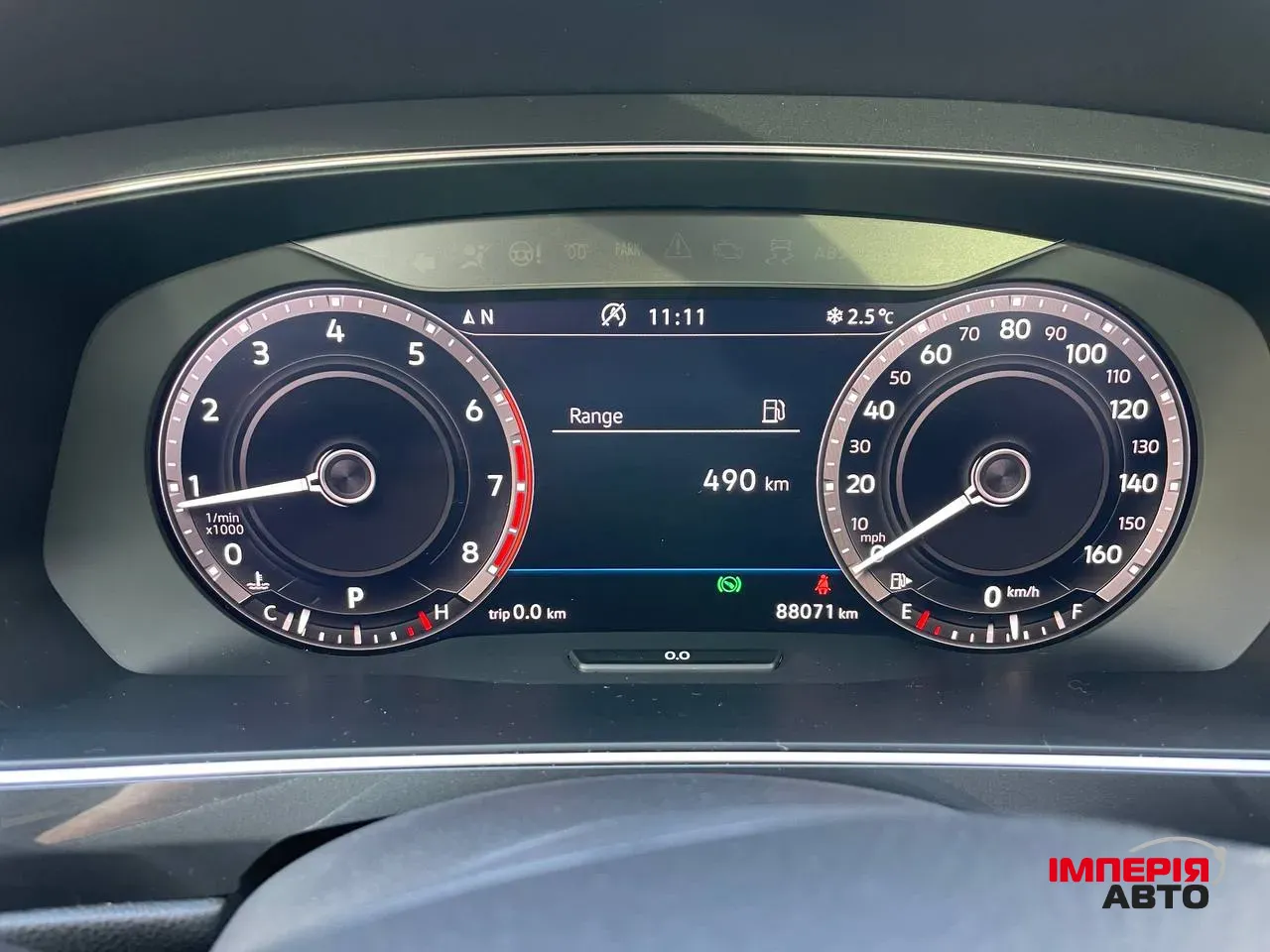 Volkswagen Tiguan - фото 3