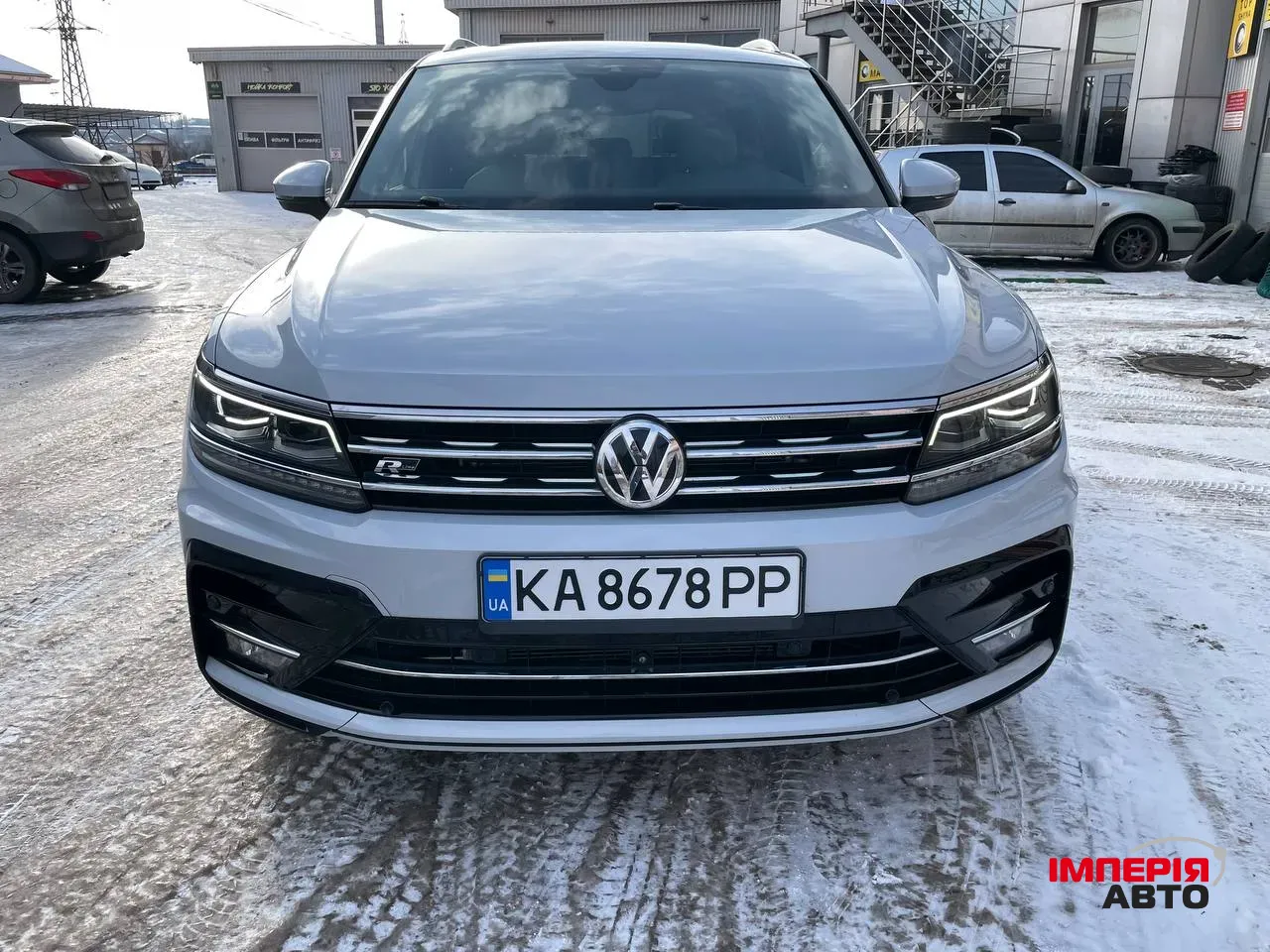 Volkswagen Tiguan - фото 2