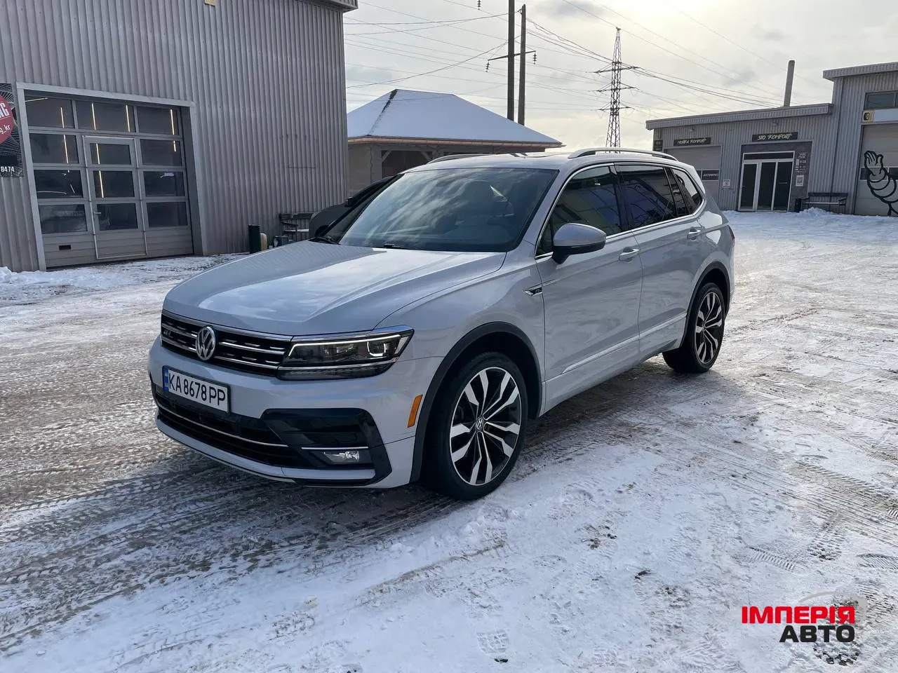 Volkswagen Tiguan - фото 14