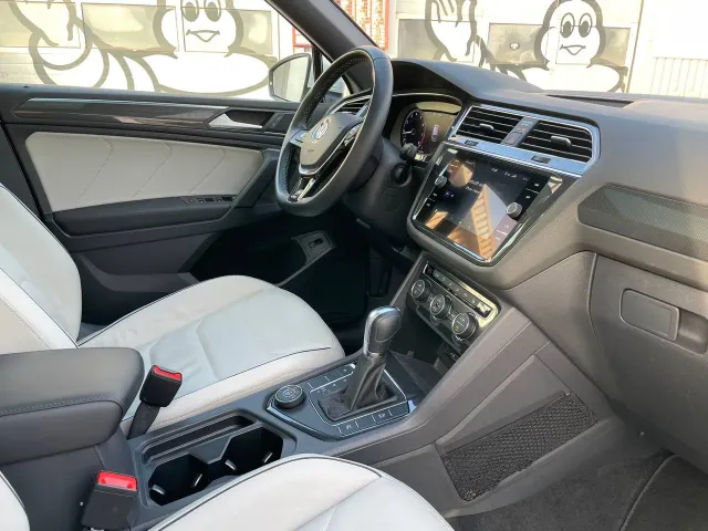 Volkswagen Tiguan - фото 5