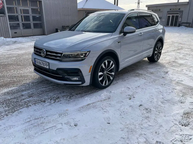Volkswagen Tiguan - фото 1
