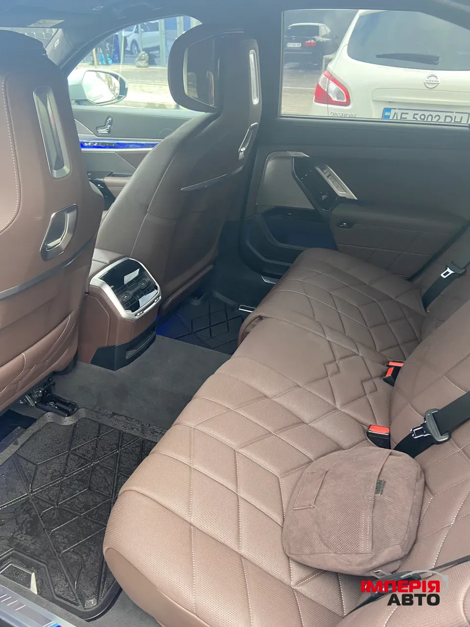 BMW 7 серії - фото 17