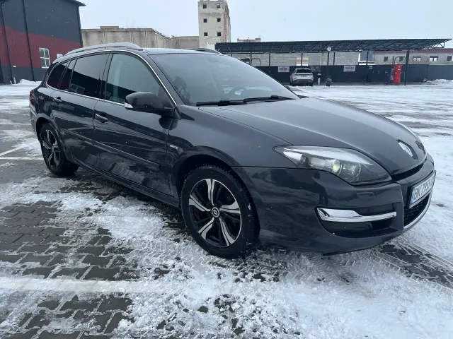 Renault Laguna - фото 3