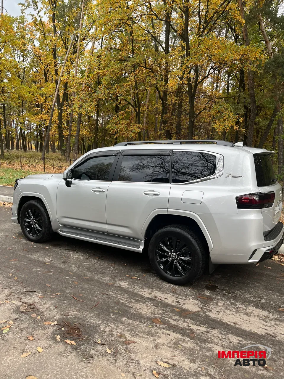 Toyota Land Cruiser - фото 3