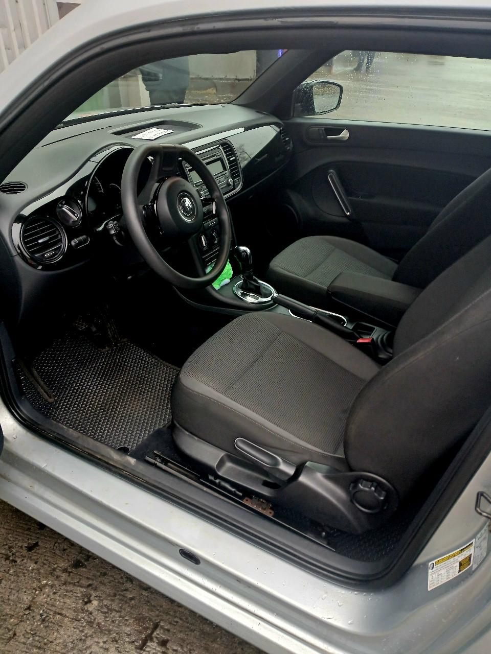 Volkswagen Beetle - фото 9