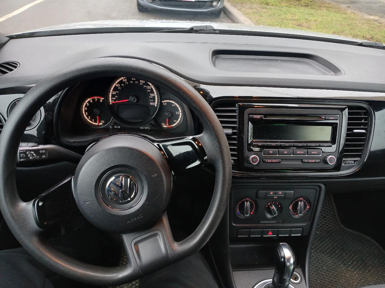 Volkswagen Beetle - фото 3