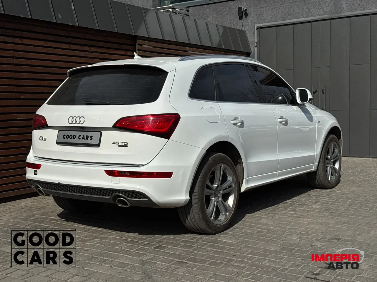 Audi Q5 - фото 7