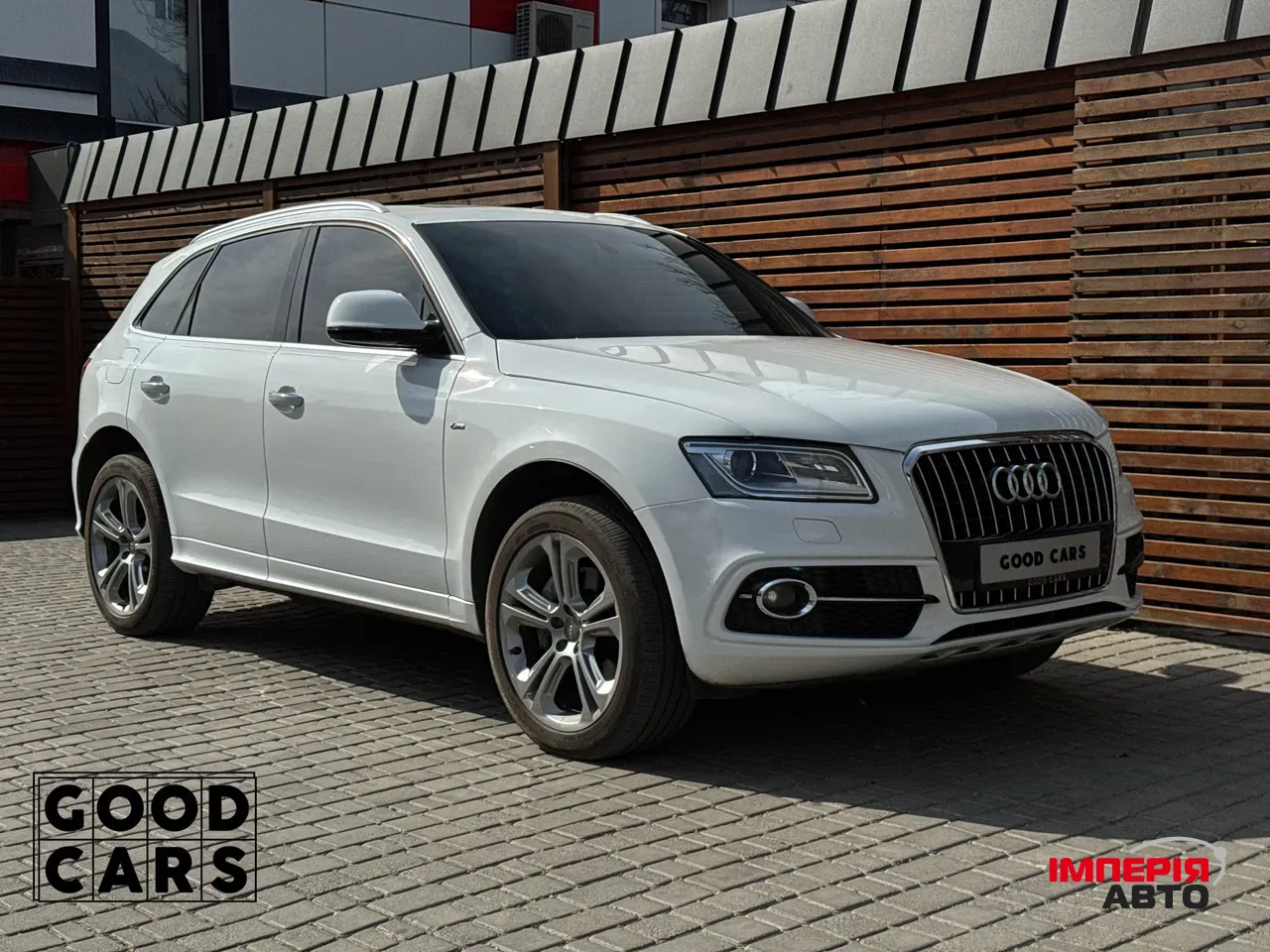 Audi Q5 - фото 9