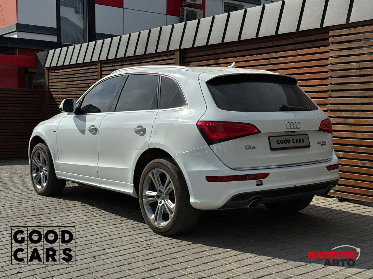 Audi Q5 - фото 5