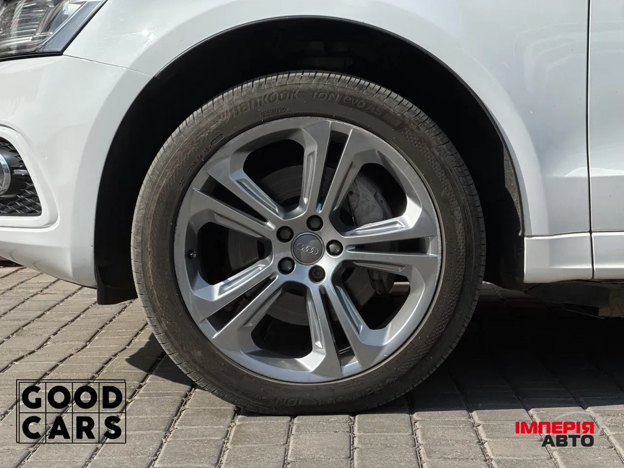 Audi Q5 - фото 13