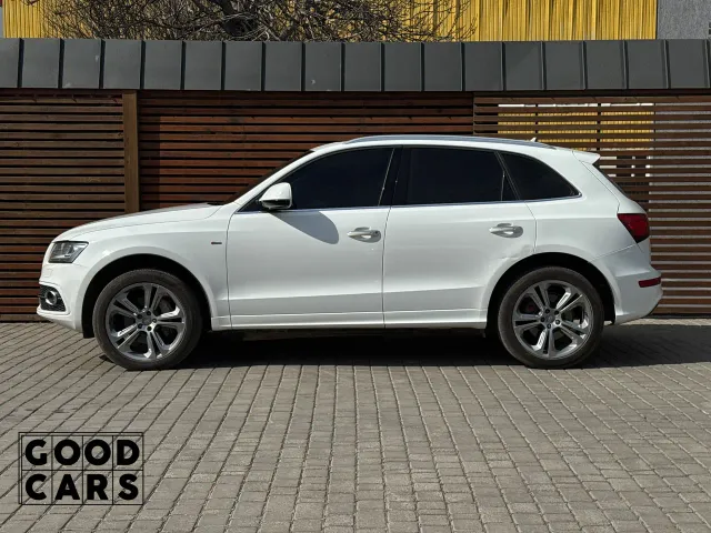 Audi Q5 - фото 4