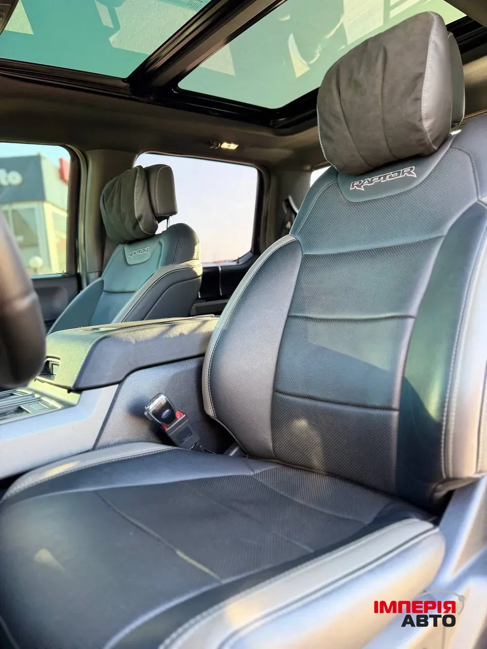 Ford F-150 Raptor - фото 9