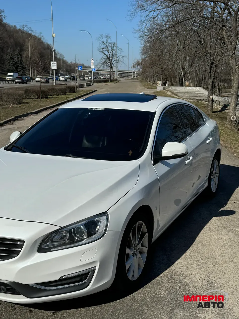Volvo S60 - фото 12