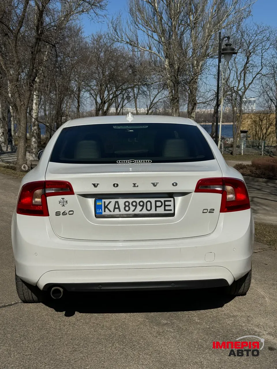 Volvo S60 - фото 7