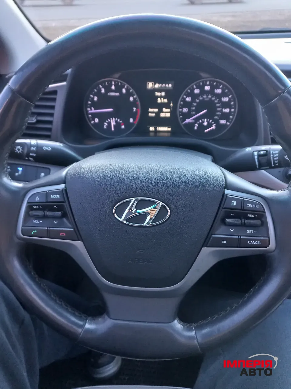 Hyundai Elantra - фото 6