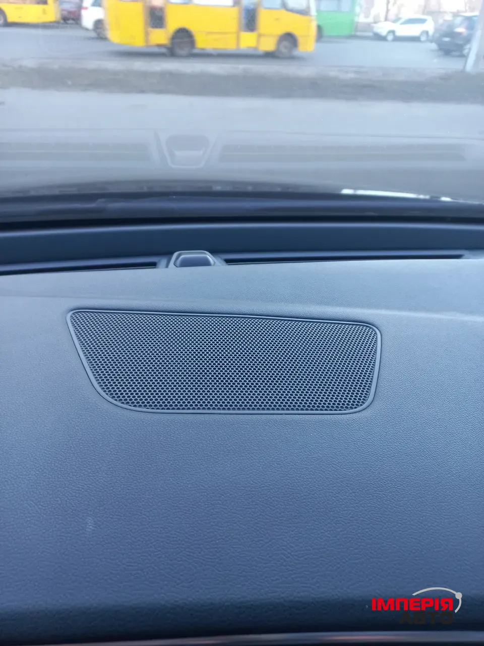 Hyundai Elantra - фото 10