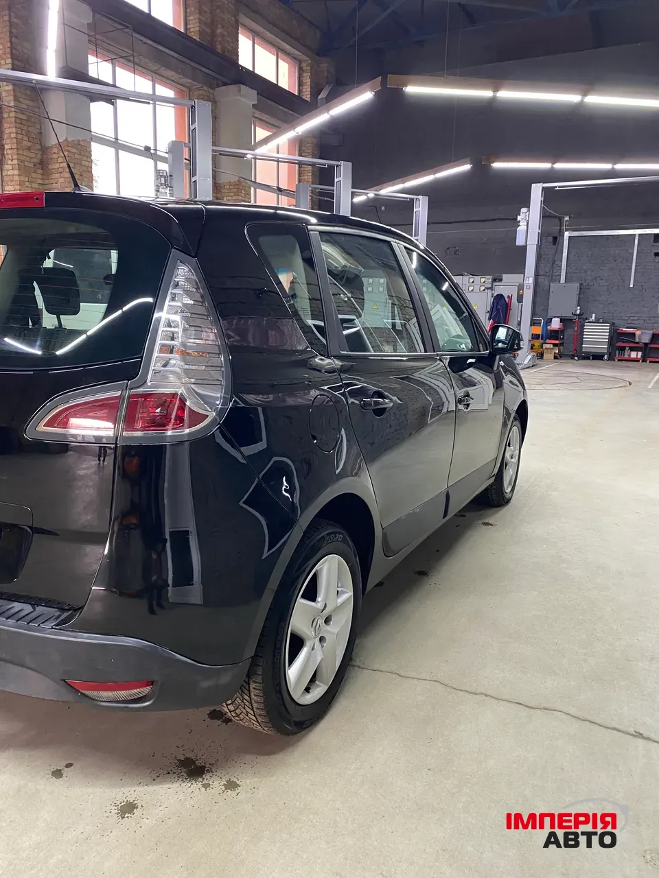 Renault Scenic - фото 3