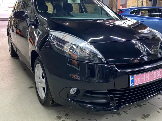 Renault Scenic - фото 1