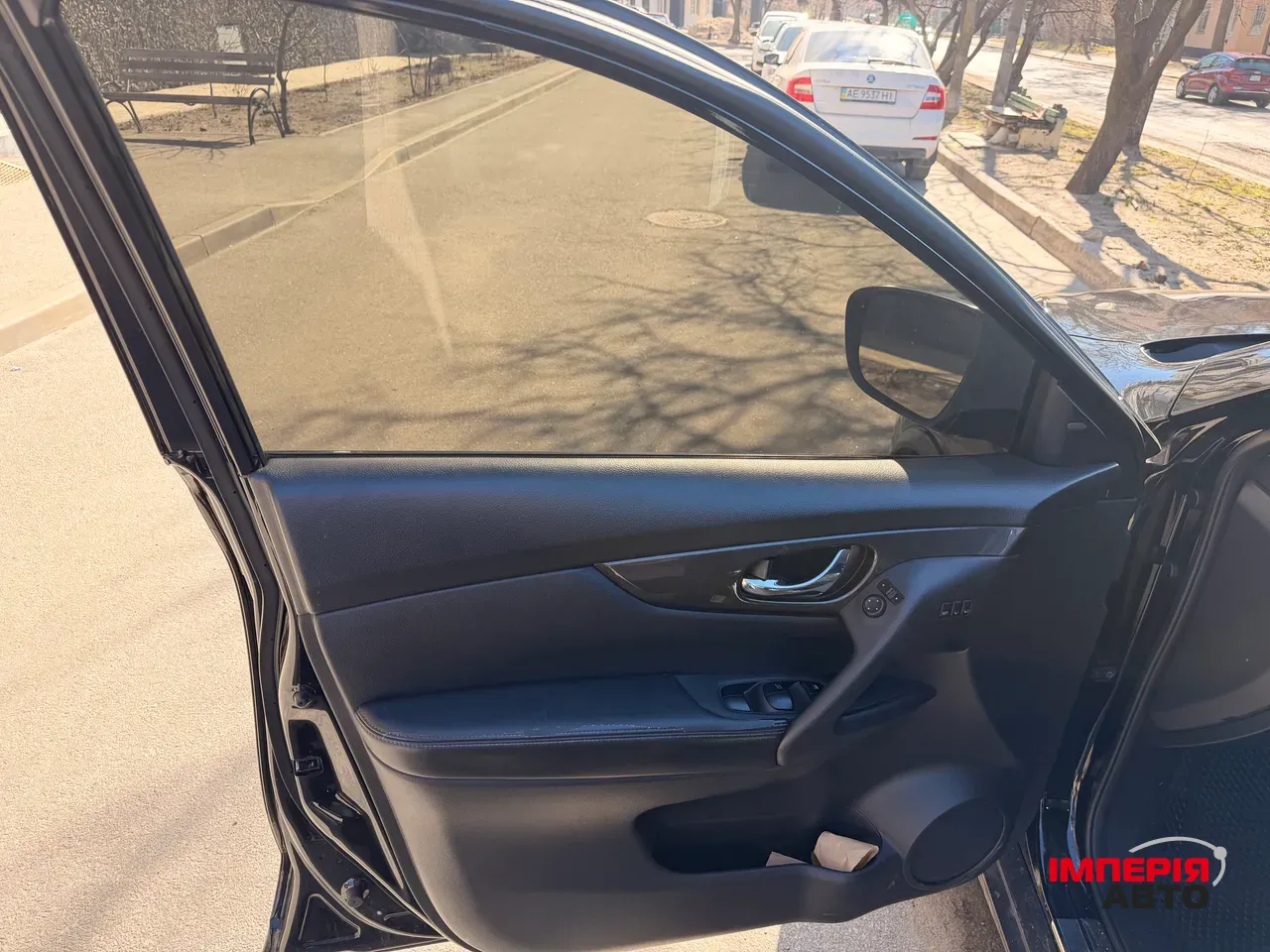 Nissan Rogue - фото 10