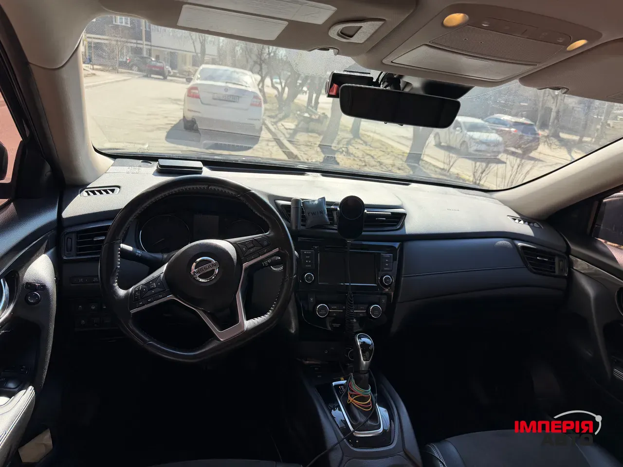 Nissan Rogue - фото 12