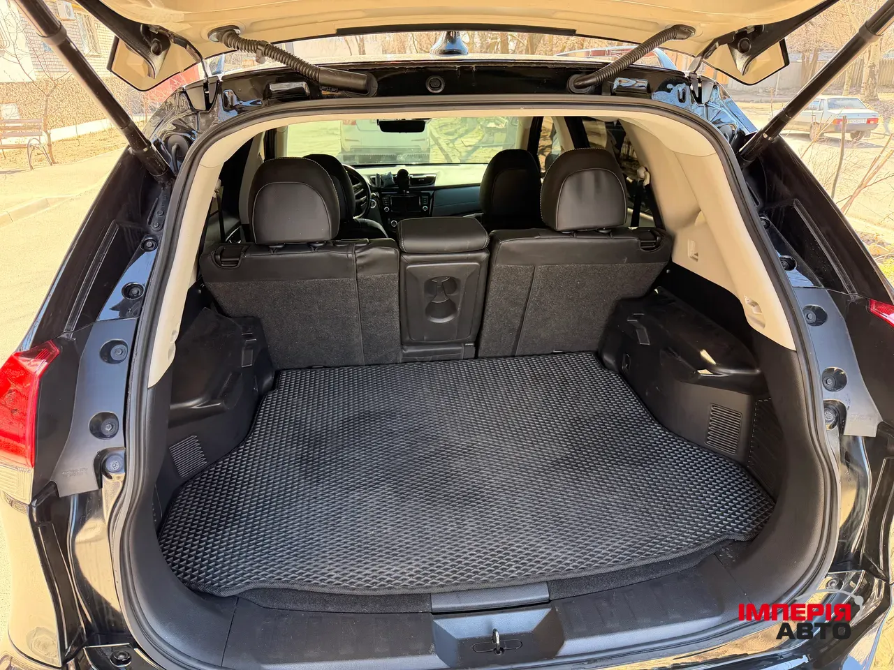 Nissan Rogue - фото 11