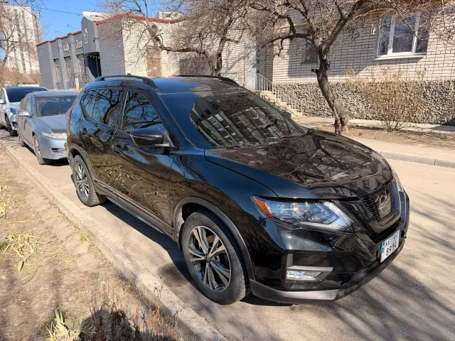 Nissan Rogue - фото 2