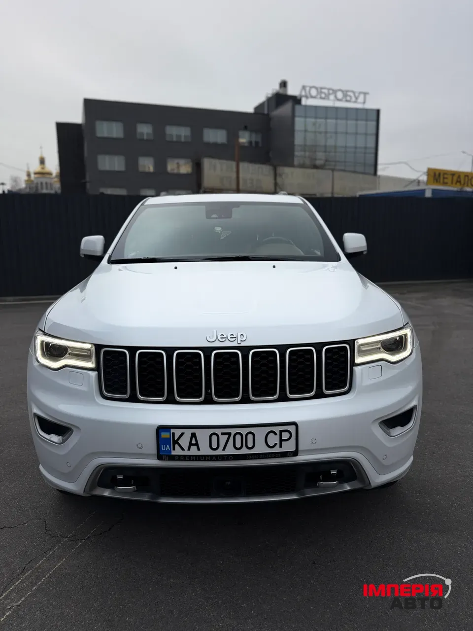 Jeep Grand Cherokee - фото 2