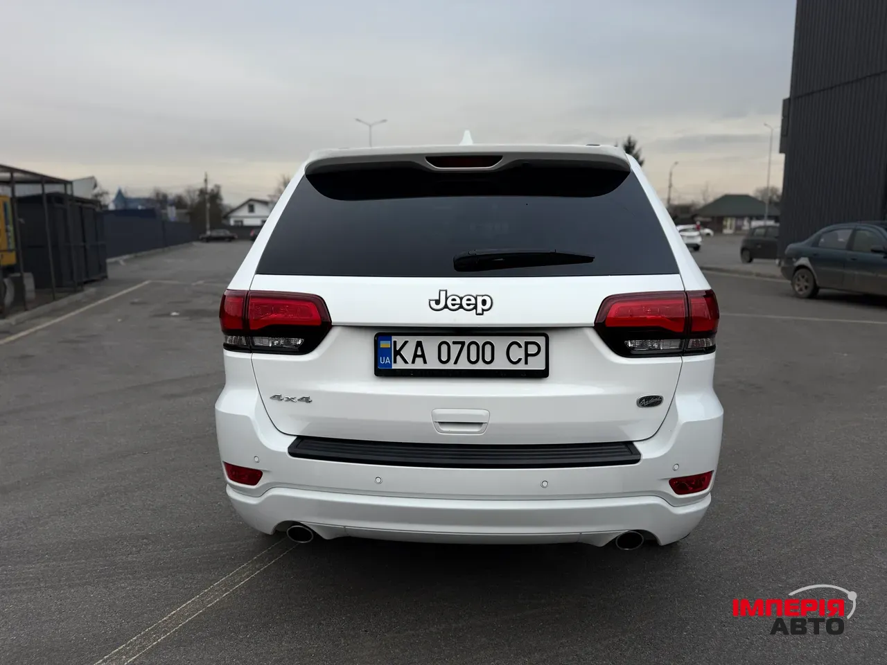 Jeep Grand Cherokee - фото 5