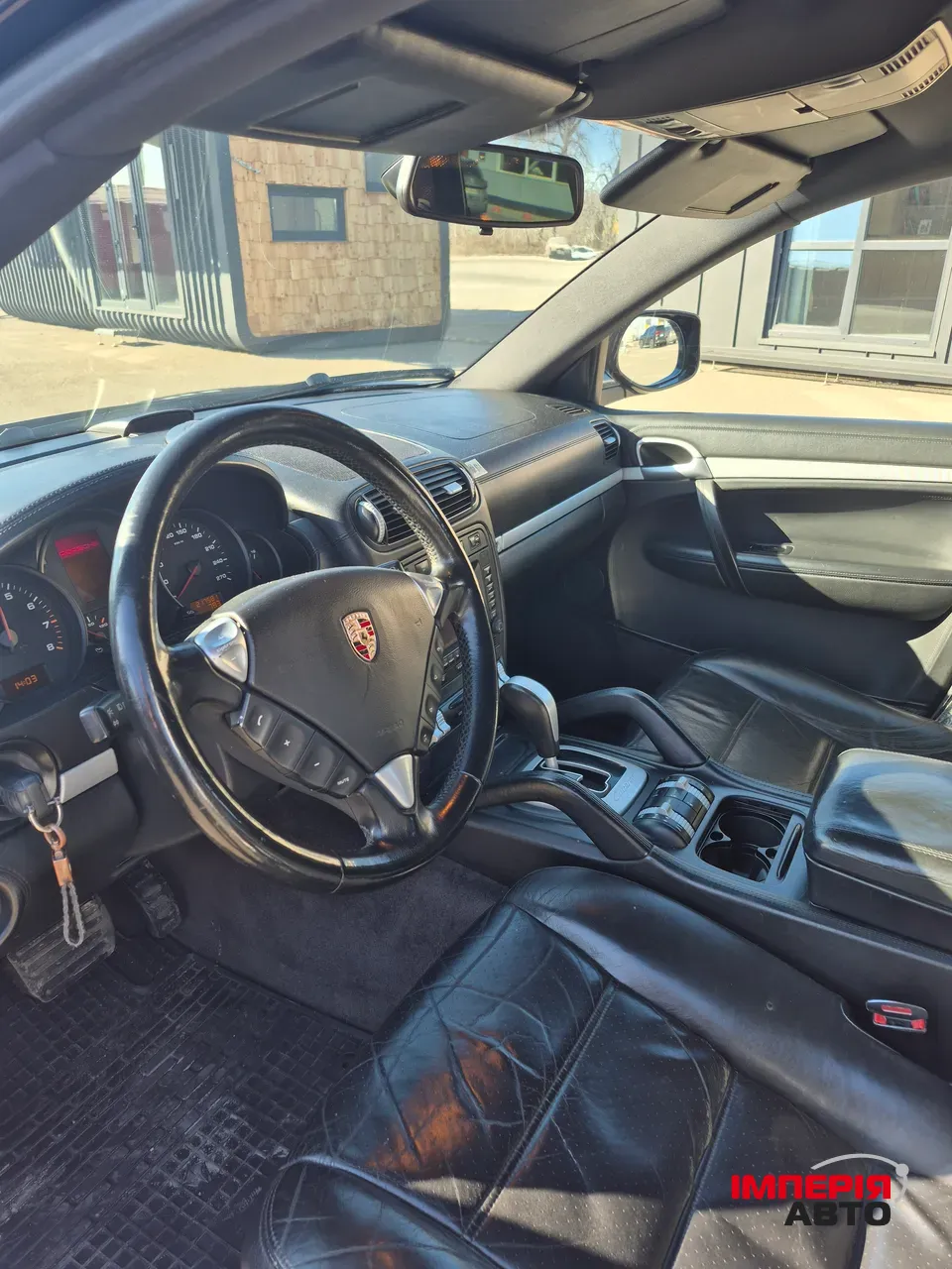 Porsche Cayenne - фото 11
