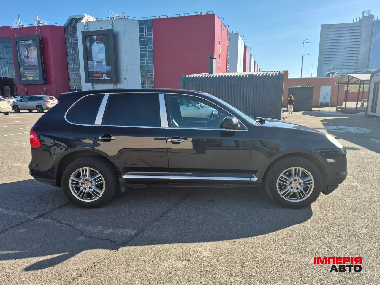 Porsche Cayenne - фото 16