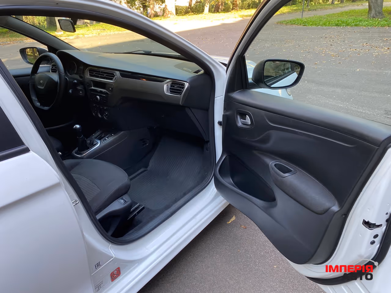Peugeot 301 - фото 34