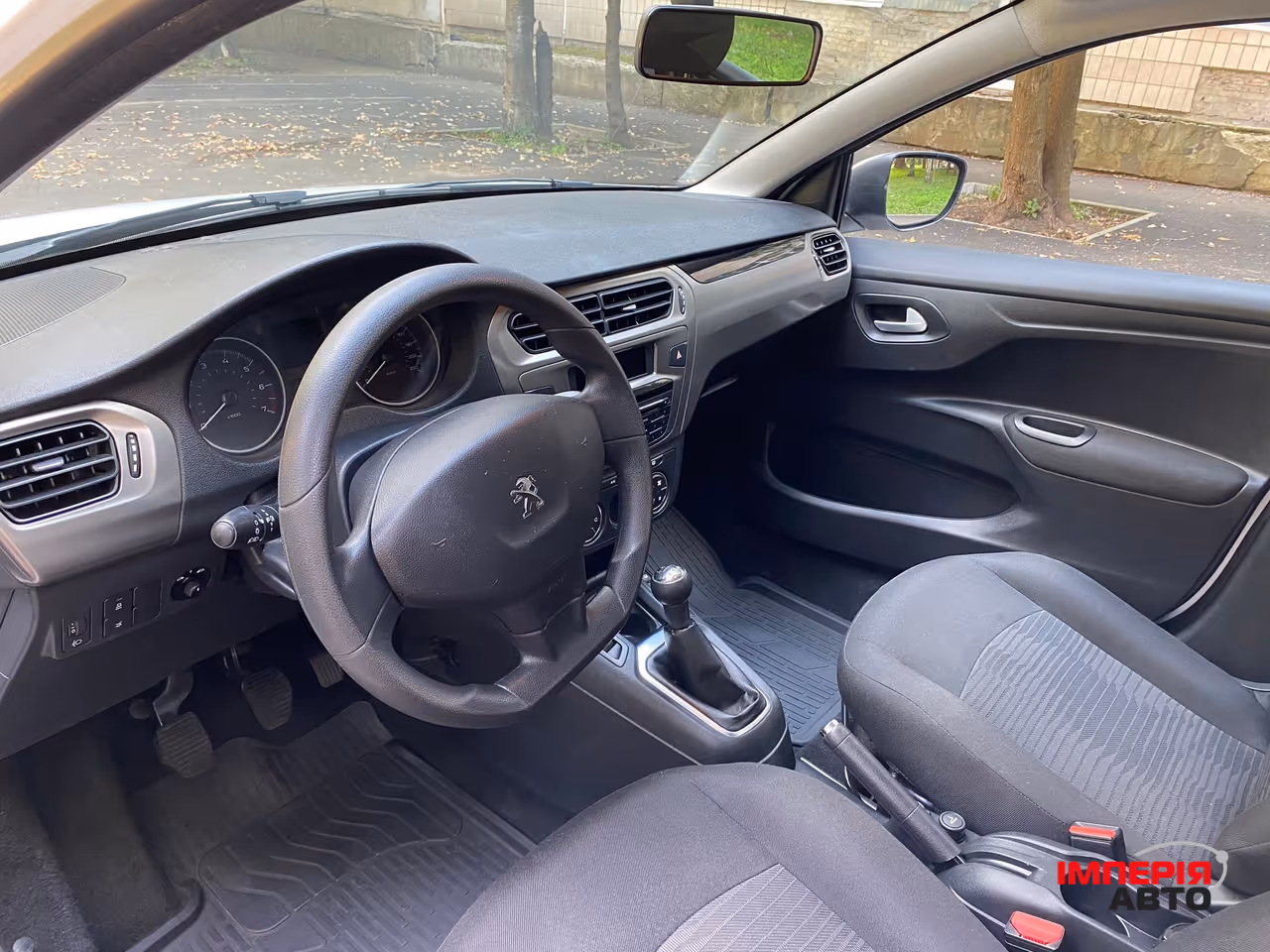 Peugeot 301 - фото 23