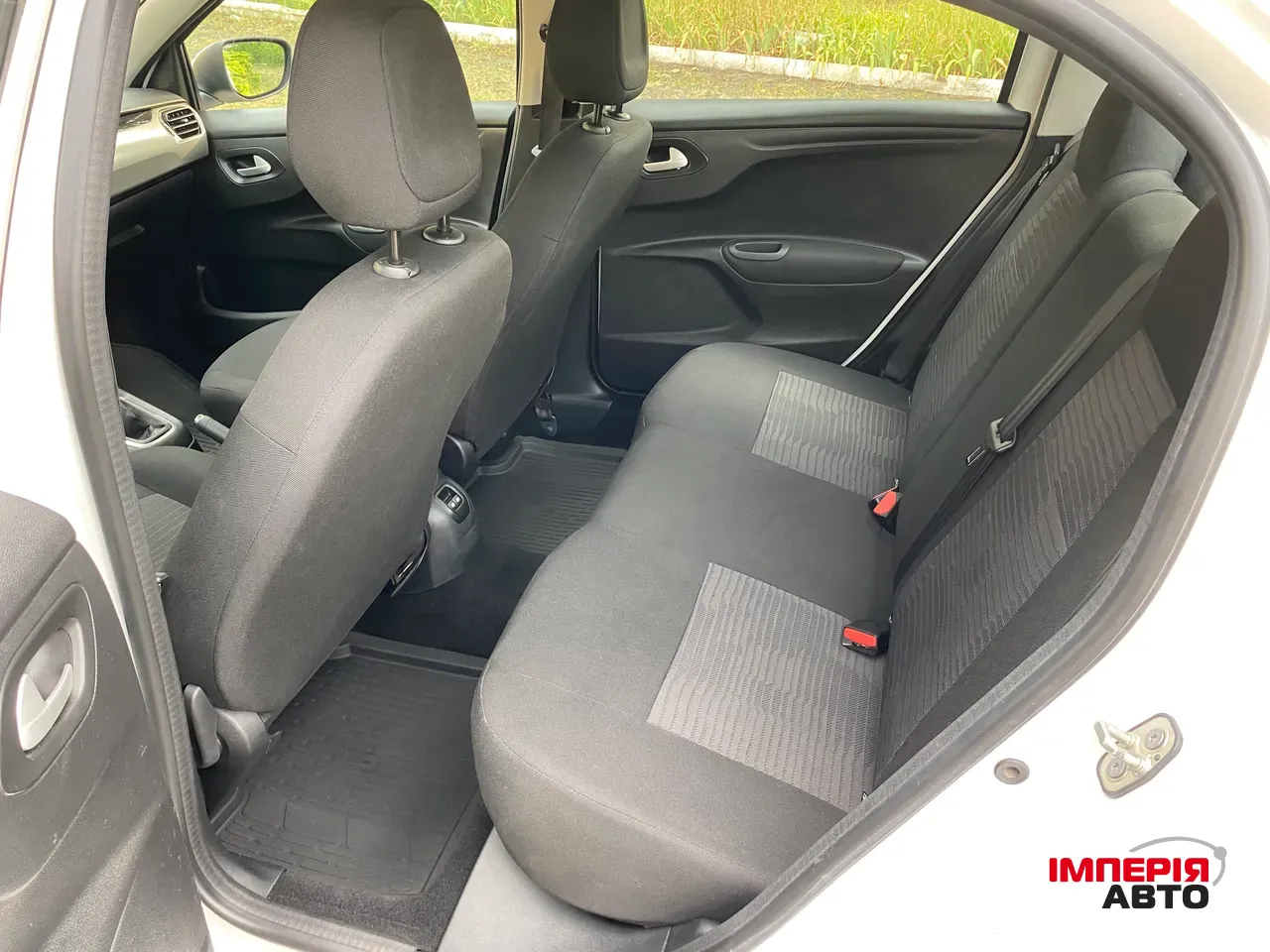 Peugeot 301 - фото 22
