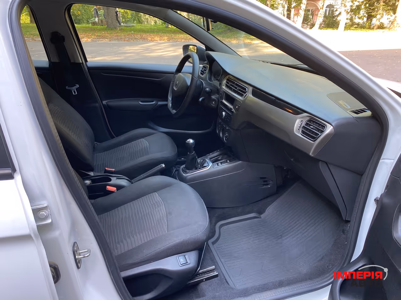 Peugeot 301 - фото 35