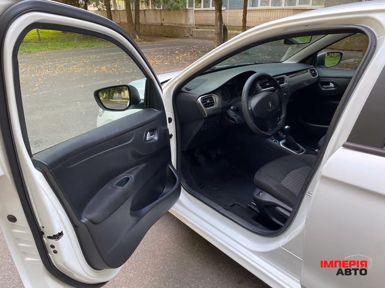 Peugeot 301 - фото 21