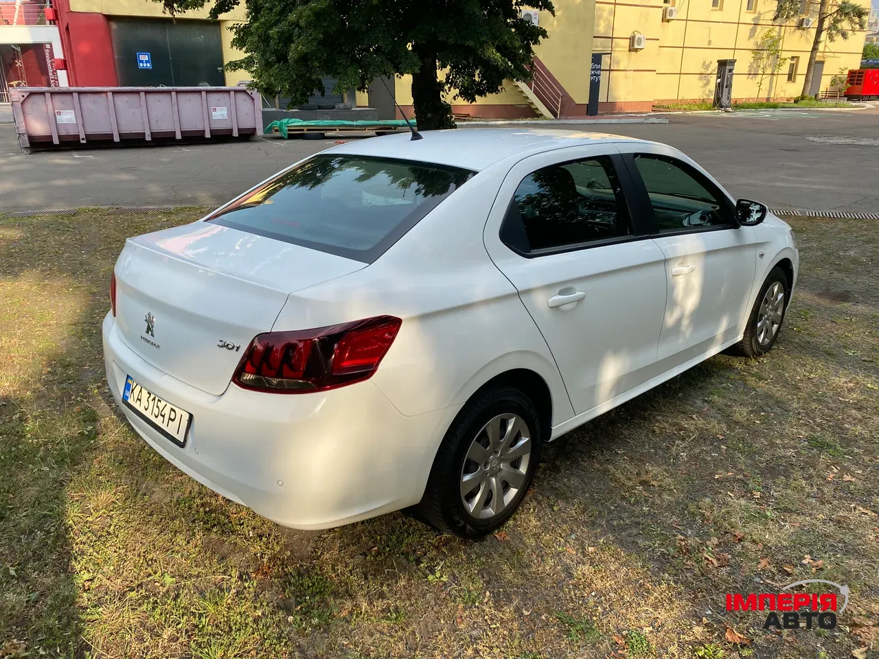 Peugeot 301 - фото 10