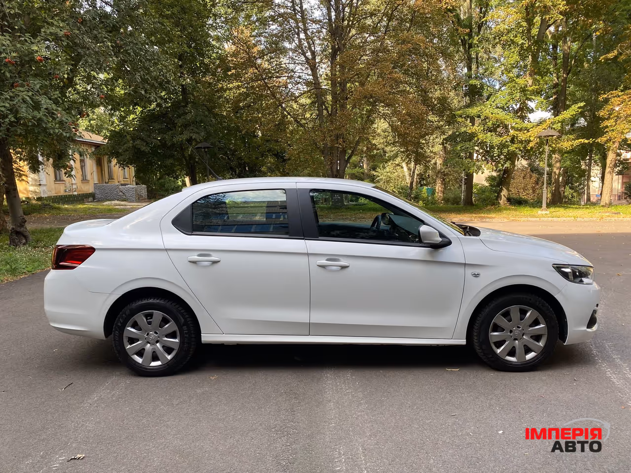 Peugeot 301 - фото 4