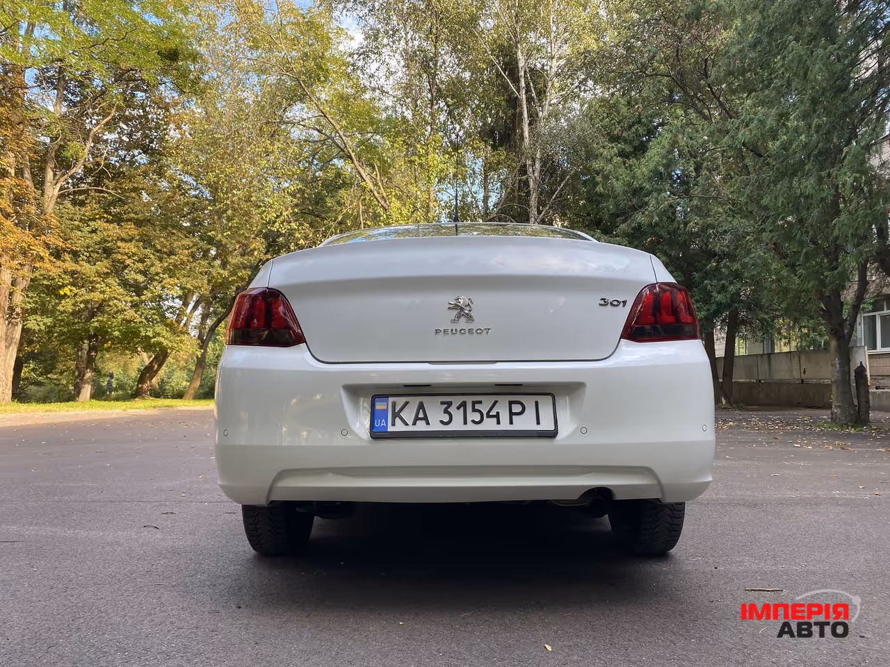Peugeot 301 - фото 11