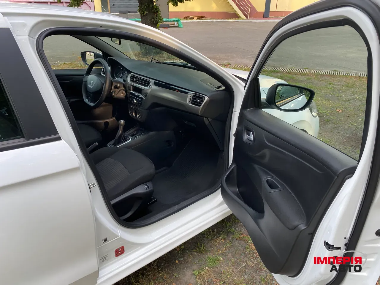 Peugeot 301 - фото 27