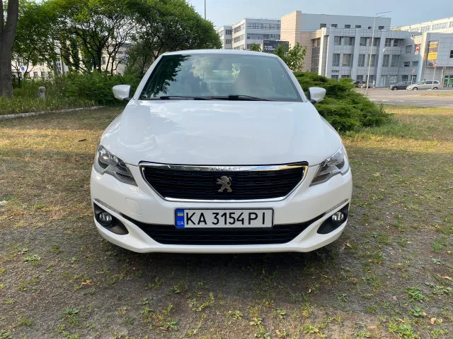 Peugeot 301 - фото 4