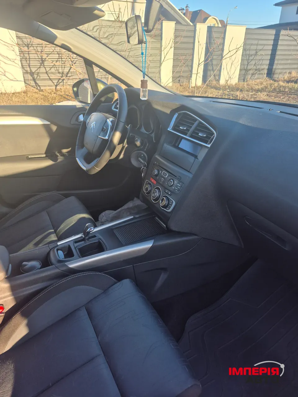 Citroen C4 - фото 20