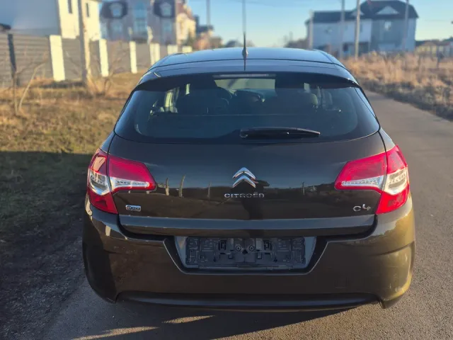 Citroen C4 - фото 5