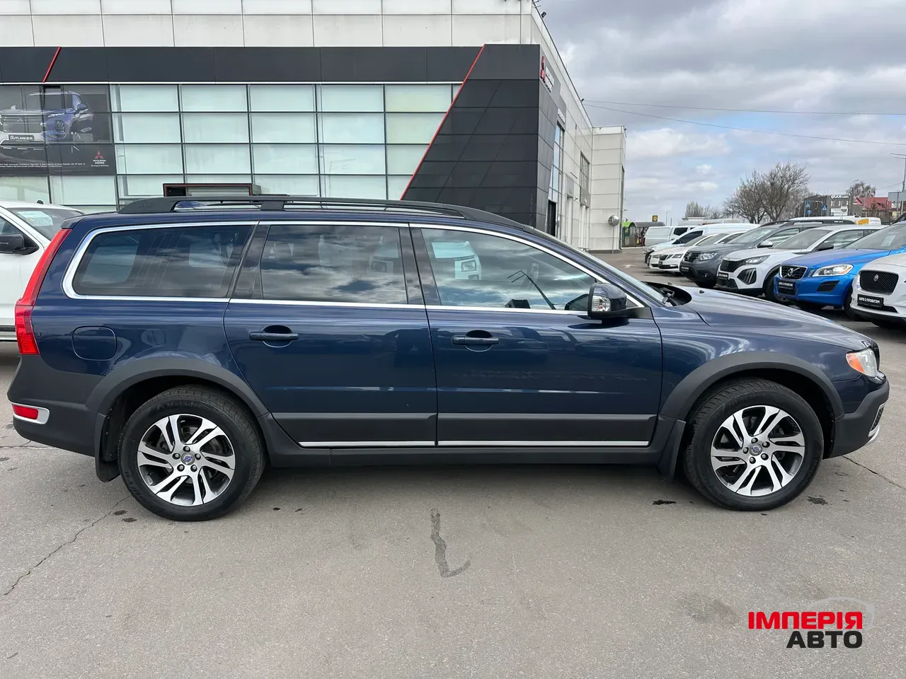 Volvo XC70 - фото 8