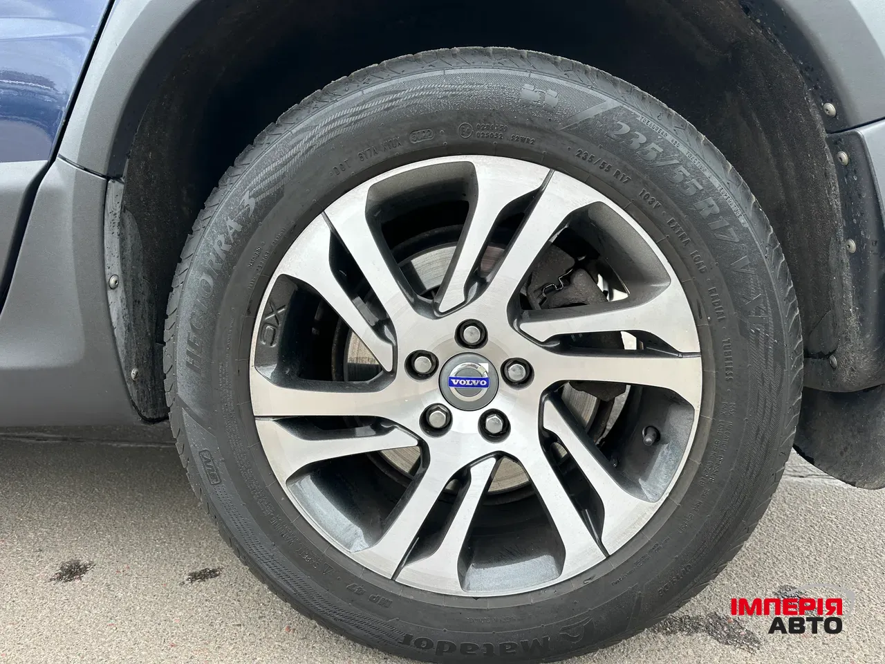 Volvo XC70 - фото 11