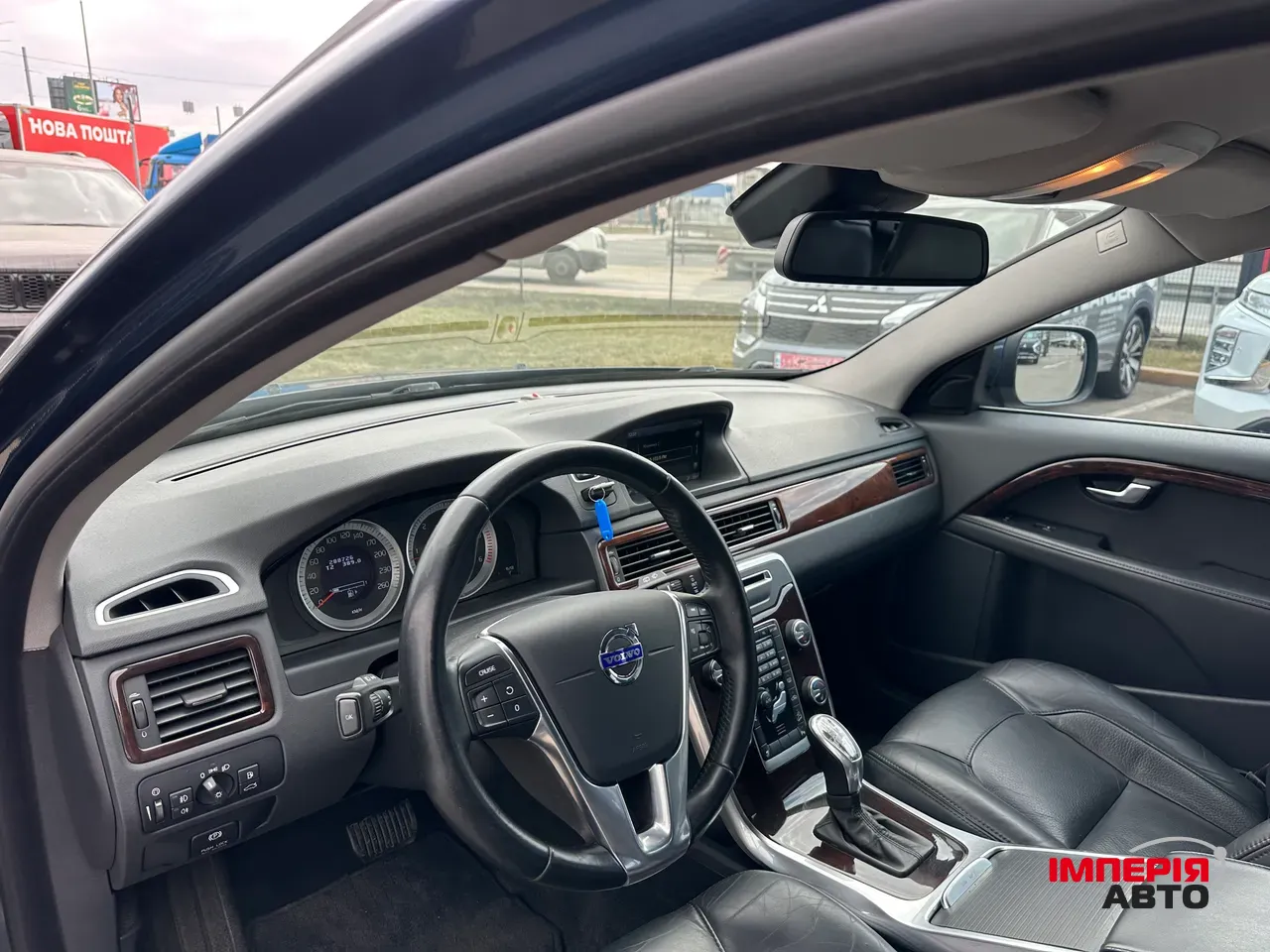 Volvo XC70 - фото 15