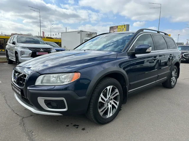 Volvo XC70 - фото 3