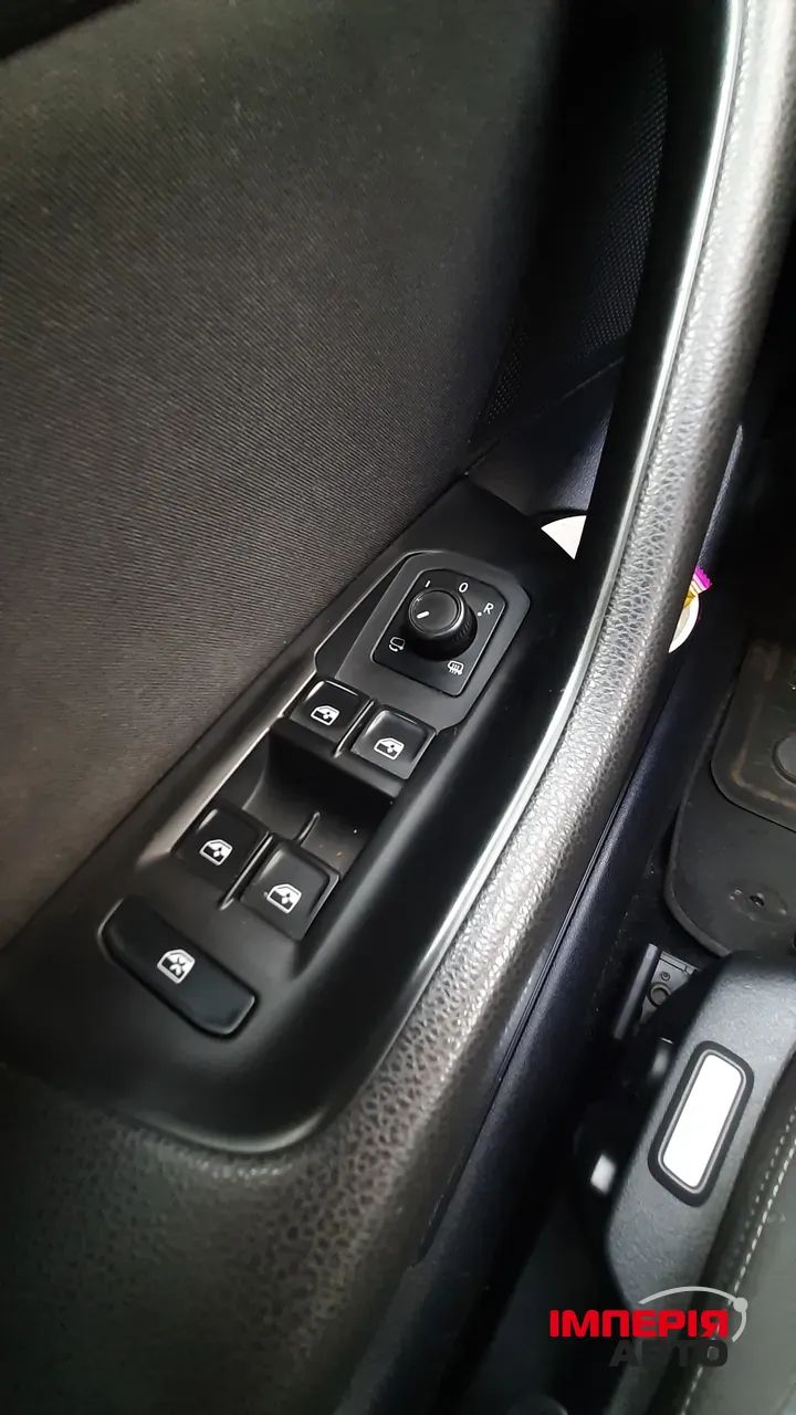 Volkswagen Passat - фото 52